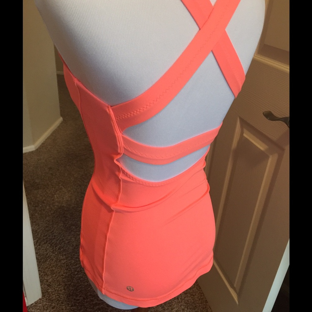 Crisscross Coral Lululemon Bra Size 2